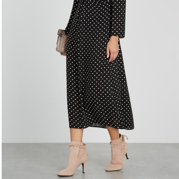 Valentino Gravani Rockstud Suede Booties - Picture 6 of 16